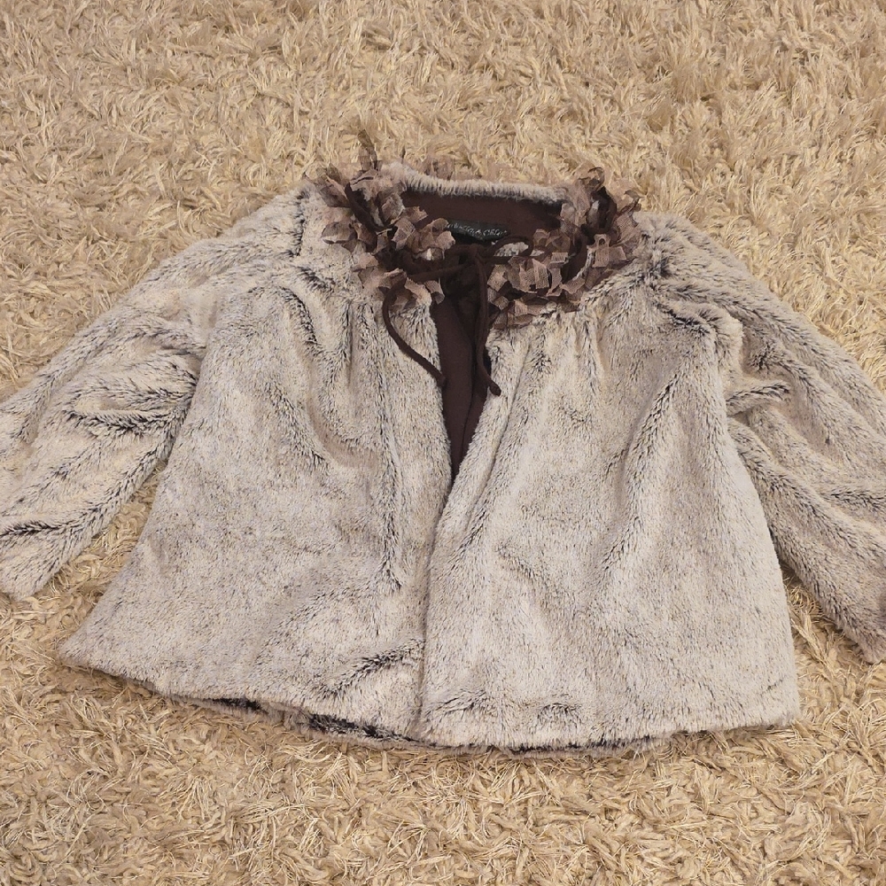 Isobella & Chloe Cream and Brown Faux Fur Jacket